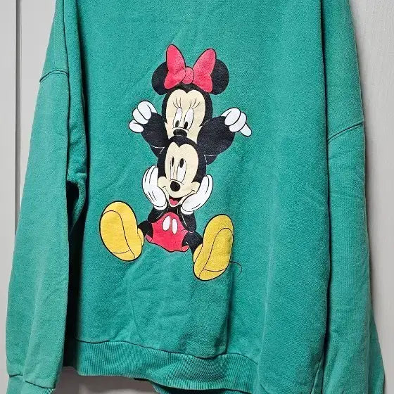 [BUNJANG] Disney Mickey Mouse & Minnie Mouse Green Sweatshirt / 디즈니 미키마우스 미니마우스 맨투맨 그린
