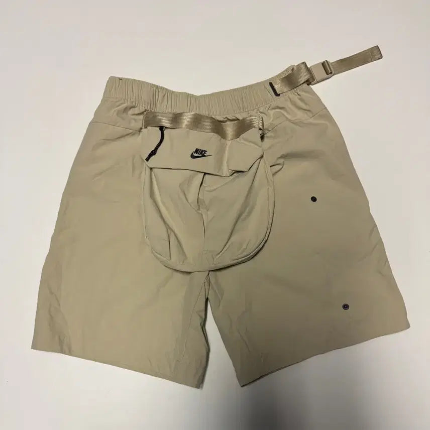 [BUNJANG] Nike NSW Techpack Woven Unlined Cargo Shorts L Beige / 희귀!! 나이키 NSW 테크팩 우븐 언라인드 카고 쇼츠 L 베이지