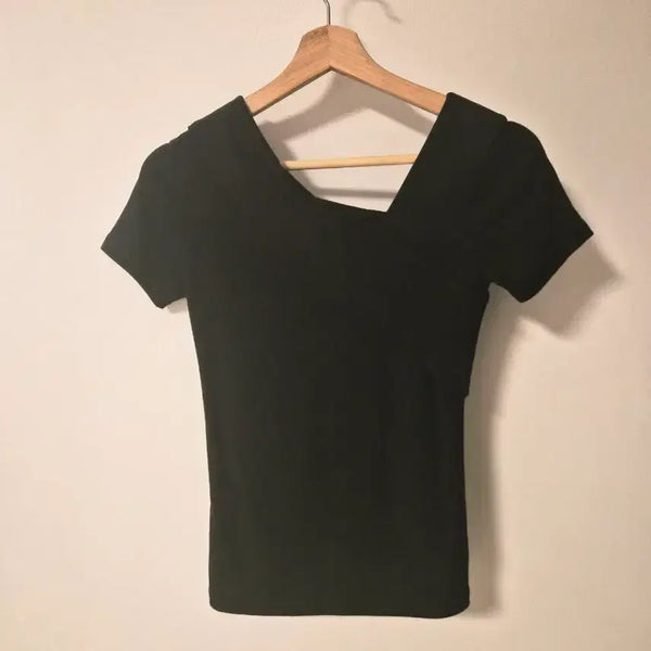 [BUNJANG] Black Asymmetrical Off-Shoulder Wrap Short Sleeve T-Shirt / 블랙 언발란스 오프숄더 랩 반팔 티셔츠