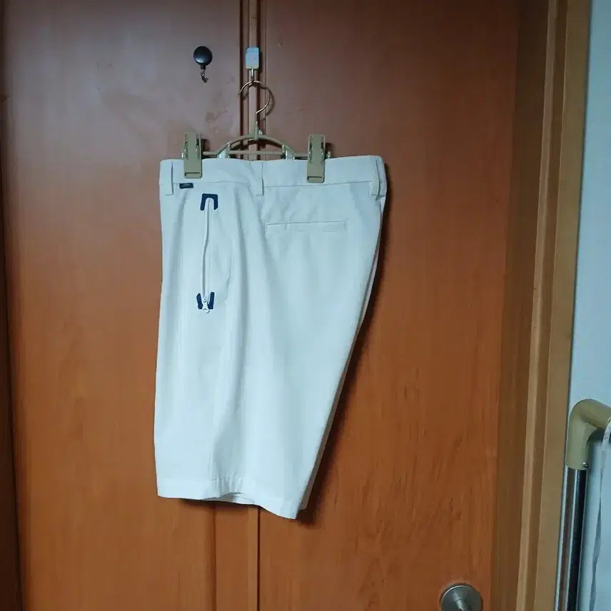 [BUNJANG] Adidas Ivory Golf Shorts 36 / 아디다스 아이보리 골프 반바지 36