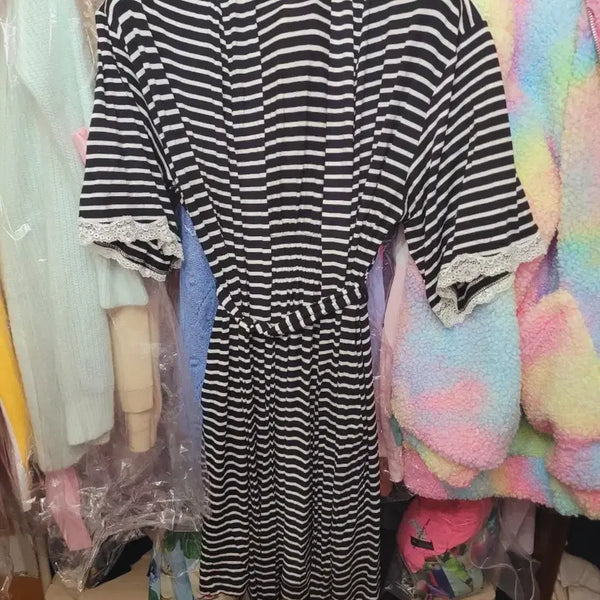[BUNJANG] Striped Lace Robe / 수입 레이스 스트라이프 로브S