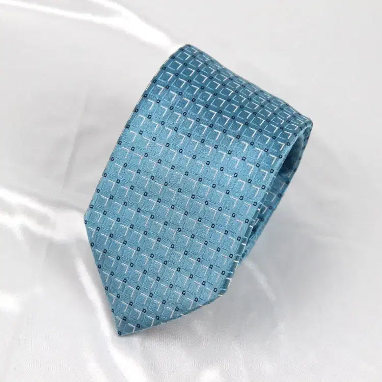 [BUNJANG] Hugo Boss A-Grade 8.7cm Italian Men's Luxury Necktie / 휴고보스 8.7cm A등급 이태리 남자 명품 넥타이