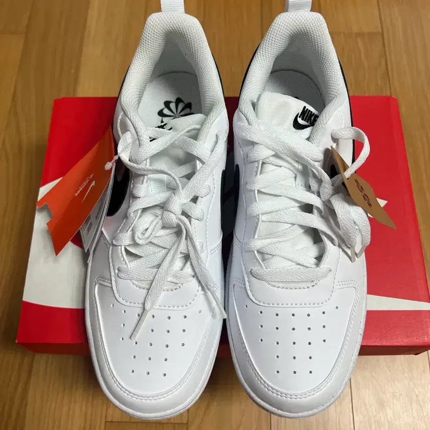 [BUNJANG] Nike Court Borough Low (GS) White/Black Sneakers / 나이키 코트 버로우 로우 (GS)245