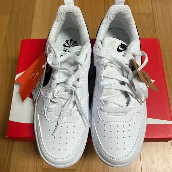 [BUNJANG] Nike Court Borough Low (GS) White/Black Sneakers / 나이키 코트 버로우 로우 (GS)245