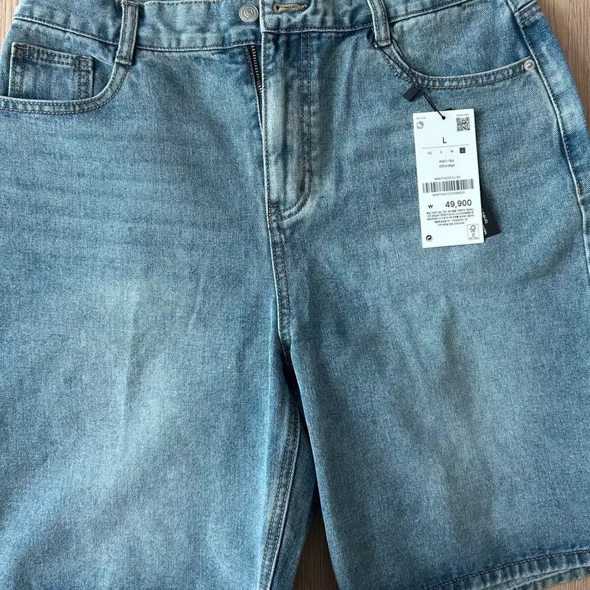 [BUNJANG] MIXXO XXIO Light Wash Denim Bermuda Shorts L / 미쏘 XXIO 연청 데님 버뮤다 팬츠 L