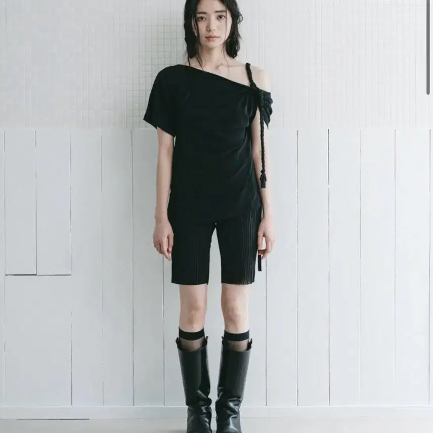 [BUNJANG] Kindred Braided Rope T-Shirt Black / 킨드레드 Kindred braided rope t-shirt in black