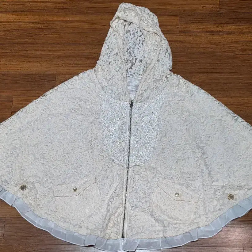 [BUNJANG] axes femme Lace Cape Jacket / 엑시즈팜 레이스 케이프 자켓 모리걸 히메갸루 사와코