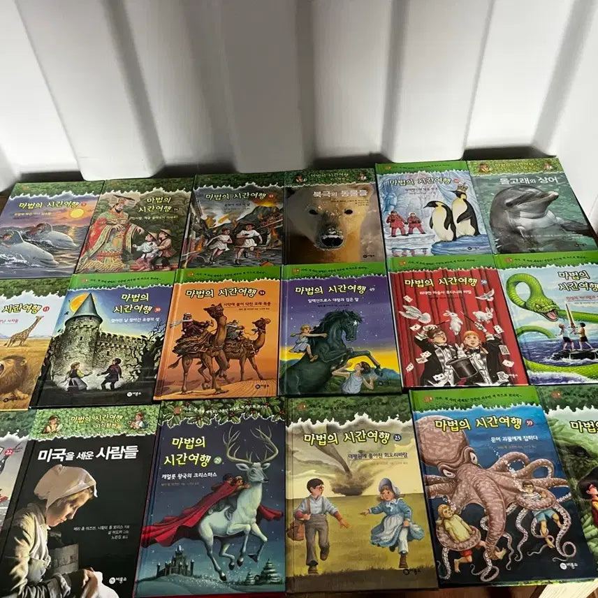 [BUNJANG] Biryongso Magic Tree House Series (59 Volumes) with Knowledge Explorers / 비룡소 마법의 시간여행 약 59권 및 지식탐험 포함