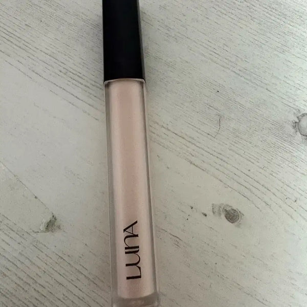 [BUNJANG] LUNA Longlasting Tip Concealer (Renewed) / 루나 롱래스팅 팁 컨실러 (리뉴얼)
