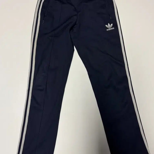 [BUNJANG] Adidas Europa Track Pants M Navy / 공용!! 아디다스 올드스쿨 유로파 트레이닝 트랙팬츠 M 네이비