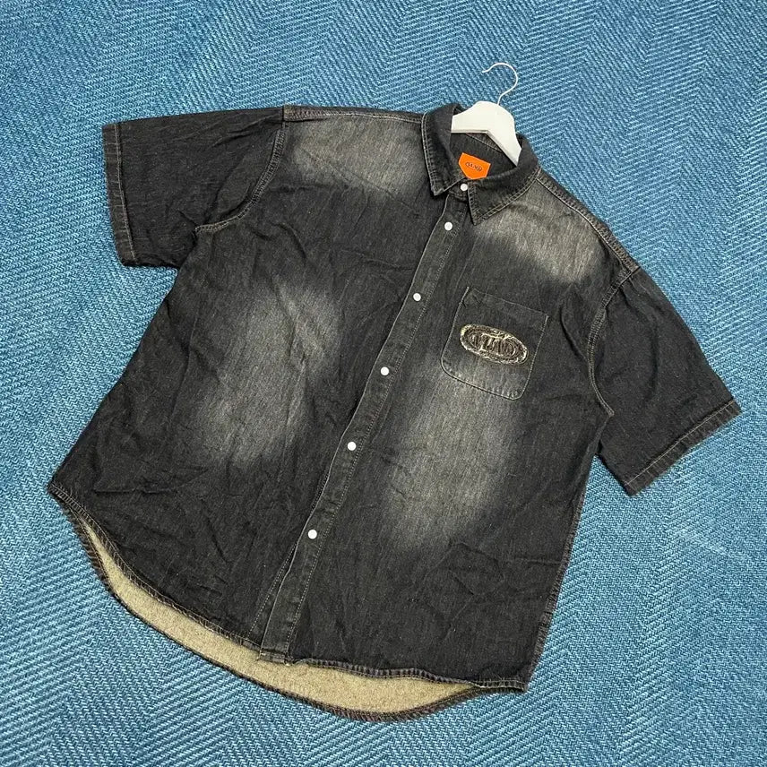 [BUNJANG] Dimitri Black Short Sleeve Cotton Shirt / [3] 디미트리블랙 반팔 청 셔츠 만원샵