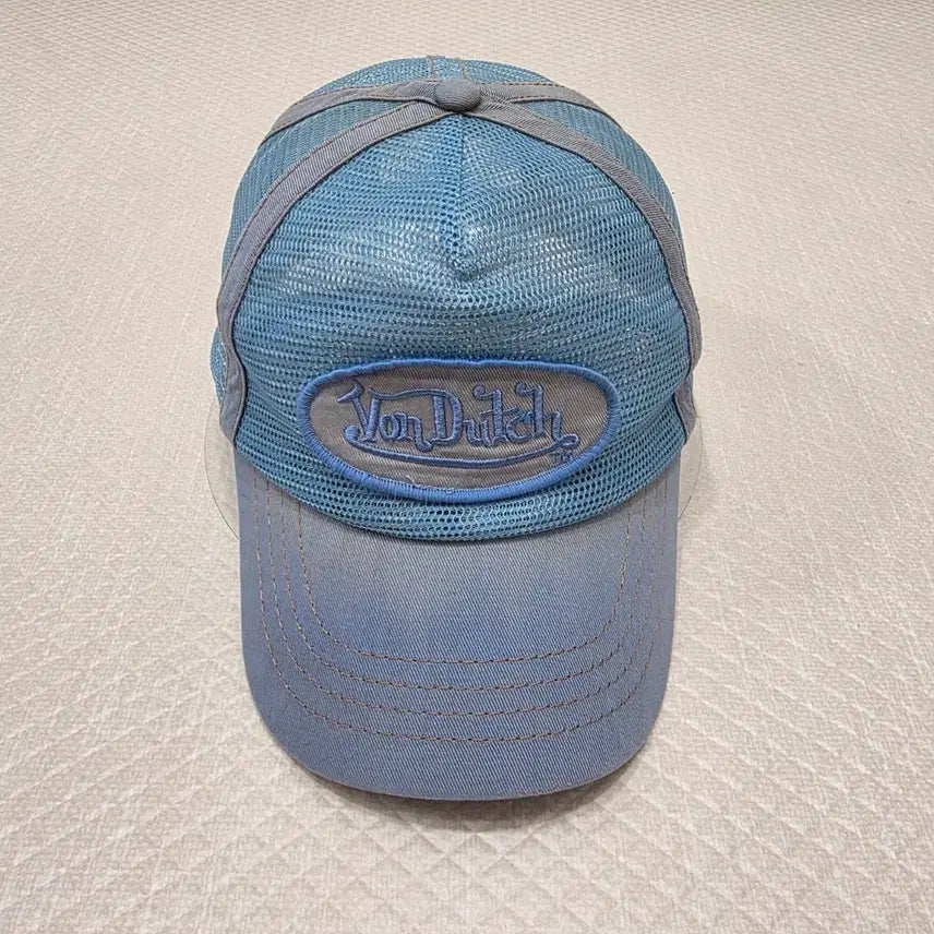 [BUNJANG] Von Dutch Oval Logo Mesh Trucker Cap / [프립]F/y2k 본더치(Von Dutch) 오벌 로고 메쉬 트러커캡