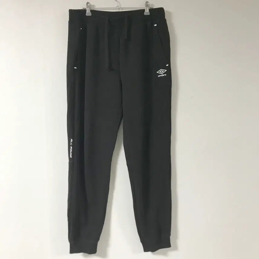 [BUNJANG] Umbro Men's Black Jogger Pants L / 엄브로 남성블랙조거팬츠80L호호상점