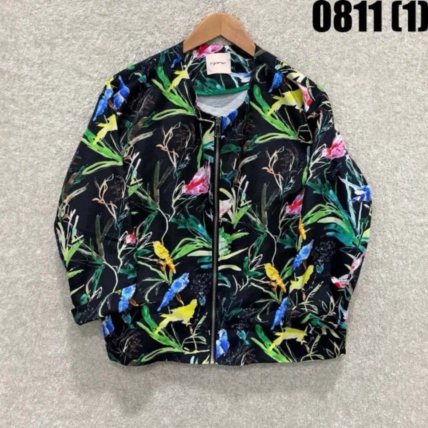 [BUNJANG] Flower Bird Pattern Jacket / 플라워 새 패턴 자켓