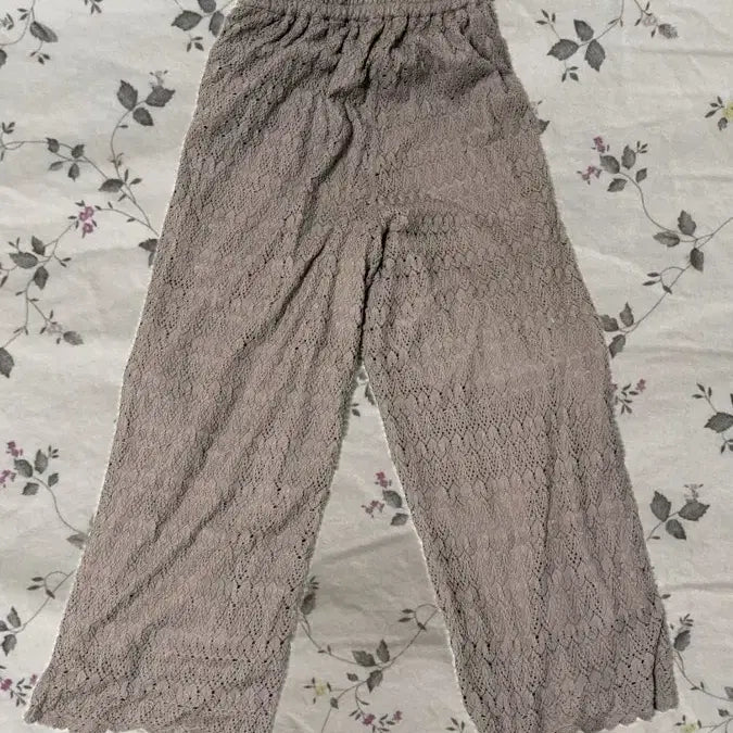 [BUNJANG] Khaki Beige Lace Pants / 카키베이지 레이스 바지 <일본 빈티지 제품>