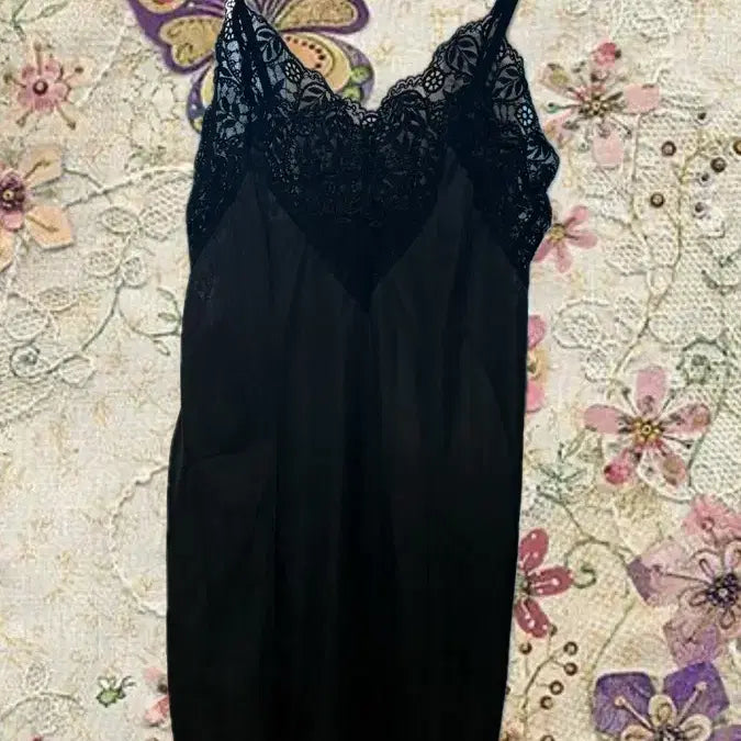 [BUNJANG] Vintage Lace Black Sleeveless Tank Top / 레이스 블랙 슬리브리스 나시<일본 빈티지 제품>