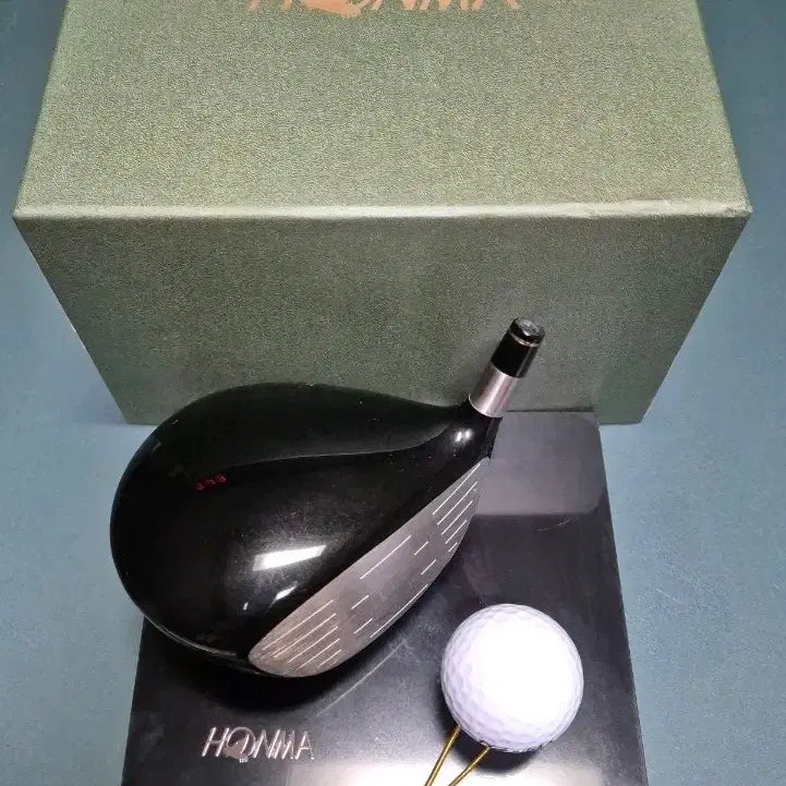 [BUNJANG] Honma Golf Driver Head and Golf Ball Ornament Set / 혼마 골프 드라이버 헤드, 골프공 장식품 세트