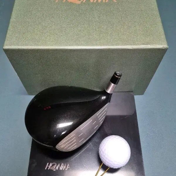 [BUNJANG] Honma Golf Driver Head and Golf Ball Ornament Set / 혼마 골프 드라이버 헤드, 골프공 장식품 세트