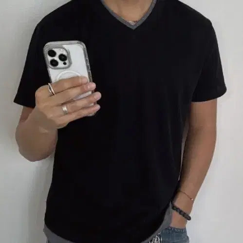 [BUNJANG] D&S&R Layered V-Neck T-Shirt / 레이어드 브이넥 티셔츠 디앤에스알