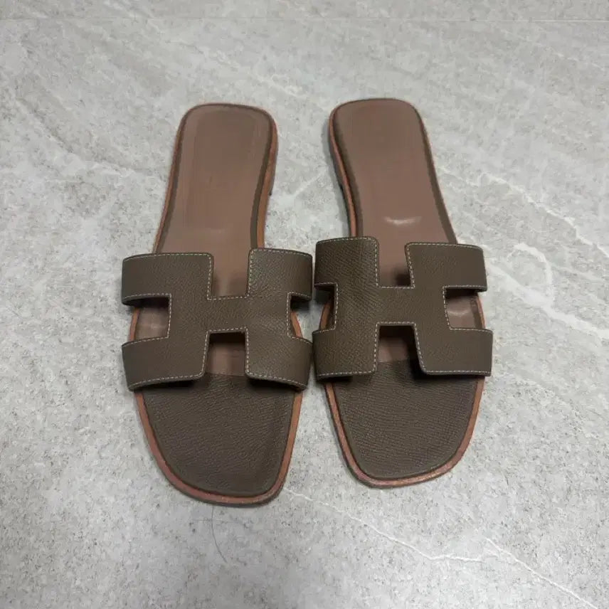 [BUNJANG] Hermes Oasis Sandals Brown Leather / 에르메스 오아시스 샌들 브라운