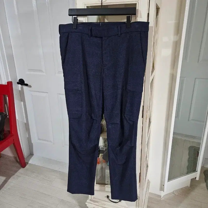 [BUNJANG] Men's Navy Check Trousers Size 32 / 남성 바지 네이비 체크 32