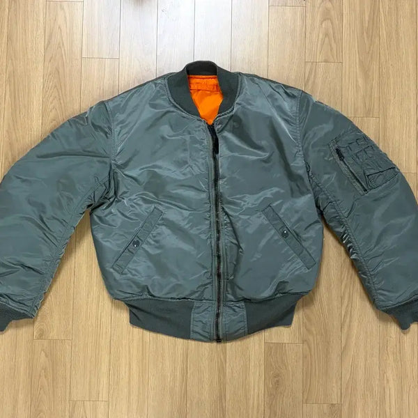 [BUNJANG] Alpha Industries 1968 Replica Ma-1 Flight Jacket / 알파인더스트리 / 1968 정밀복각 Ma-1 / M