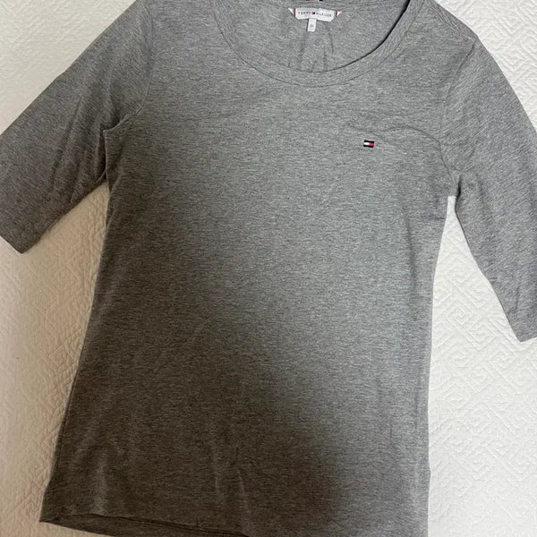 [BUNJANG] Tommy Hilfiger Short Sleeve T-Shirt Grey XS / 타미힐피거 반팔 티셔츠 그레이 xs