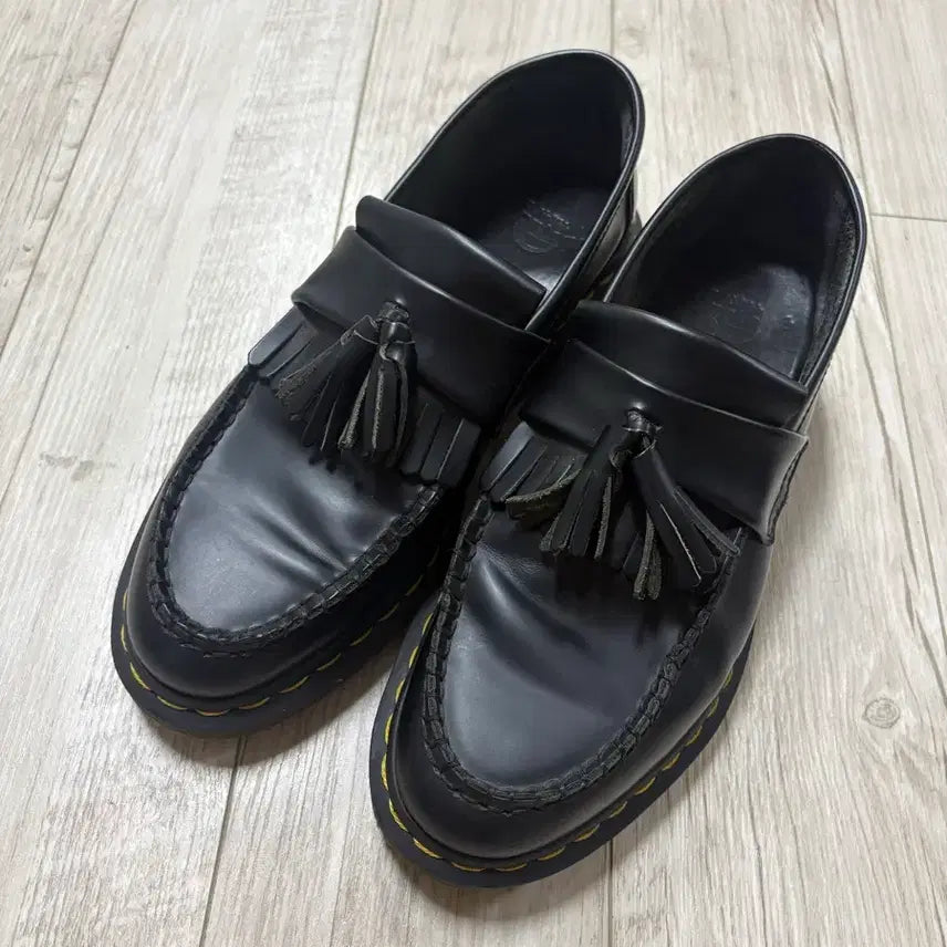 [BUNJANG] Dr. Martens Adrian YS Black Shoes / 닥터마틴 아드리안 ys 블랙 260