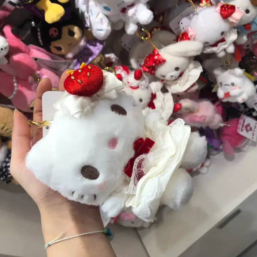 [BUNJANG] Sanrio Hello Kitty Strawberry Shortcake Mascot Plush Keychain / 헬로키티 스트로베리 쇼트케이크 마스코트 인형 키링