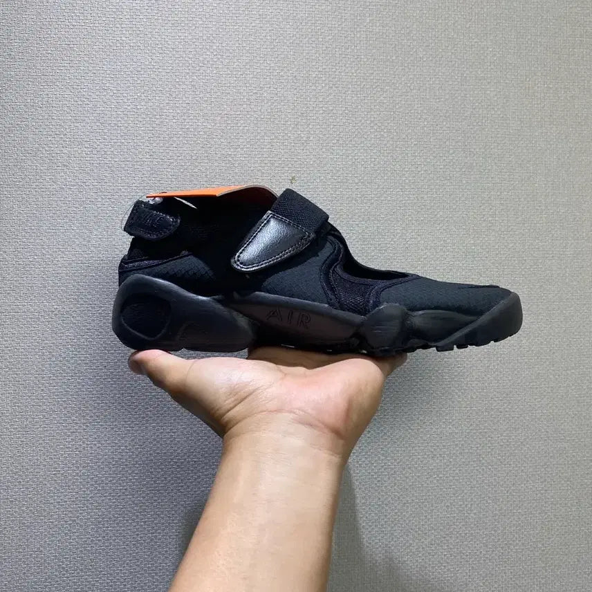 [BUNJANG] Nike Women's Air Rift Black Sneakers / 나이키 우먼스 에어리프트 블랙 새상품