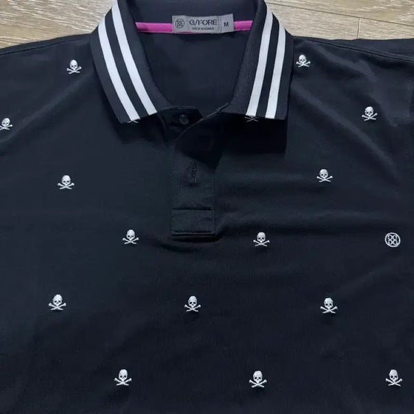 [BUNJANG] G/FORE Skull Collar Short Sleeve T-Shirt / 지포어 스컬카라 골프웨어