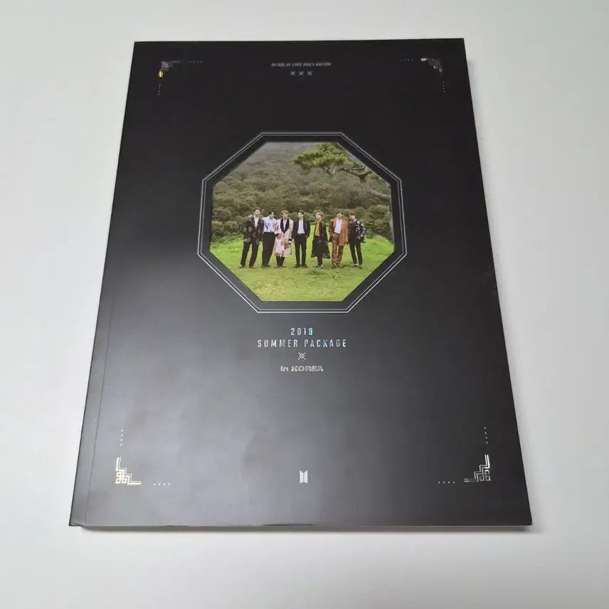 [BUNJANG] BTS 2019 Summer Package in Korea Magazine / [BTS] 방탄소년단 2019 서머 패키지 in KOREA