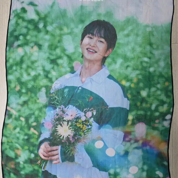 [BUNJANG] SHINee Onew HOLA Fancon Fabric Poster / 샤이니 온유 hola 팬콘서트 패브릭 포스터