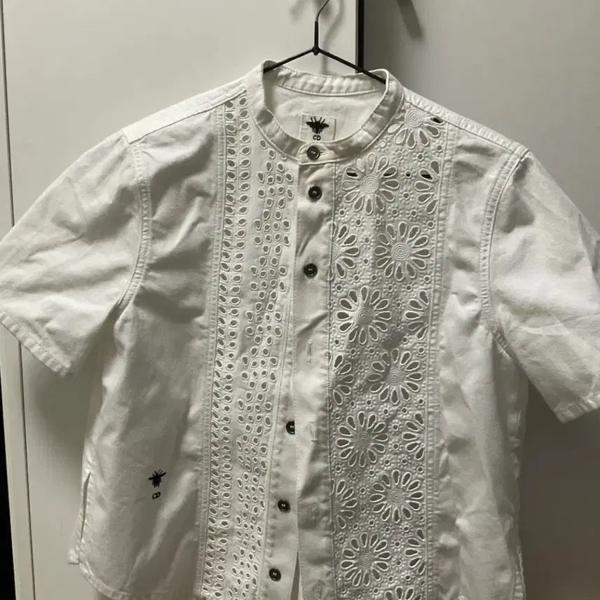 [BUNJANG] Christian Dior Punching Blouse / 정품 디올 펀칭 블라우스