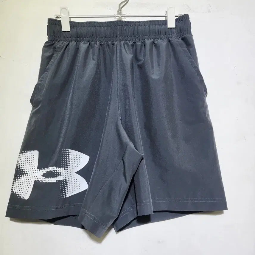 [BUNJANG] Under Armour Big Logo Athletic Shorts / 빈티지존 언더아머 반바지 100