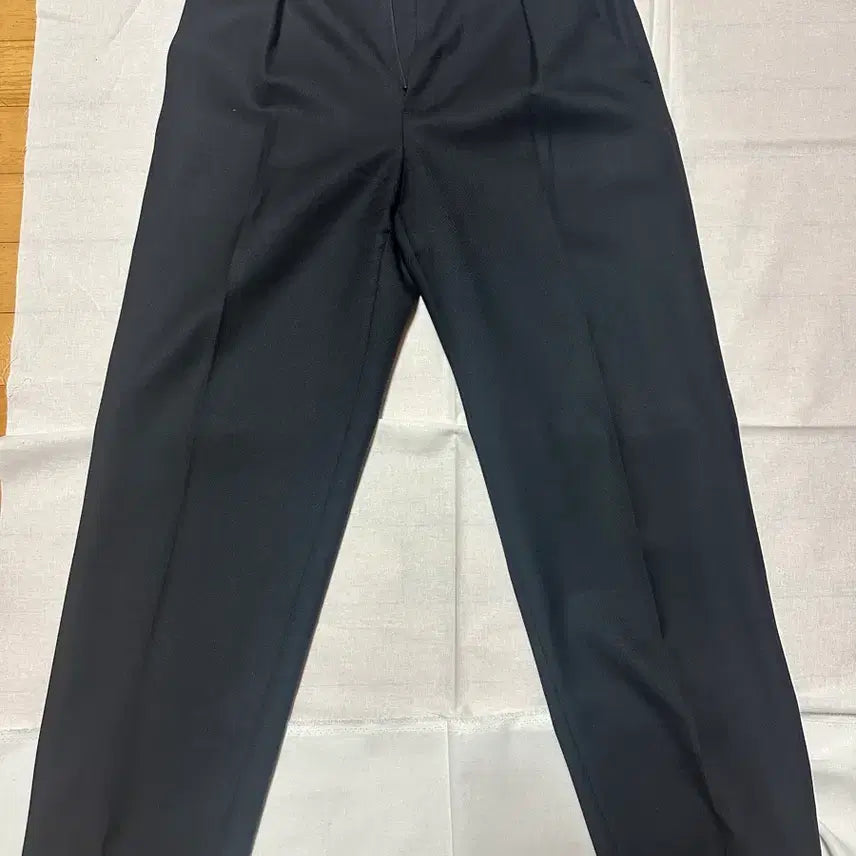 [BUNJANG] IOLO Black Twill One-Tuck Pants / 이올로IOLO 블랙트윌 원턱팬츠