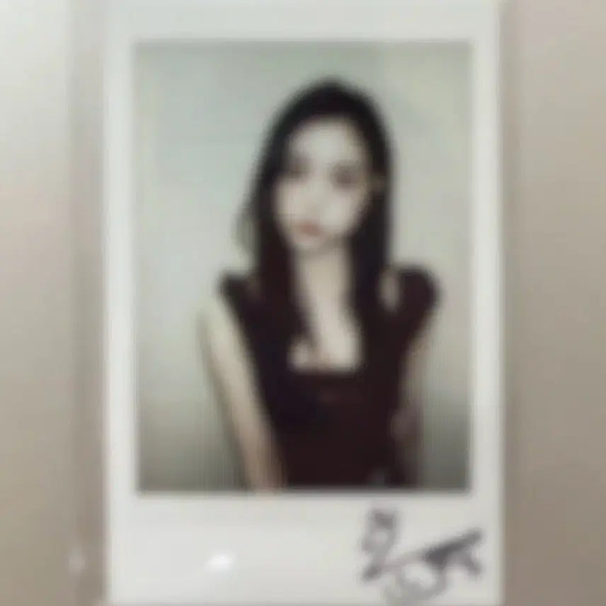 [BUNJANG] TripleS Jiyeon Signed Polaroids / 트리플에스 지연 싸폴 사인폴라 20260724