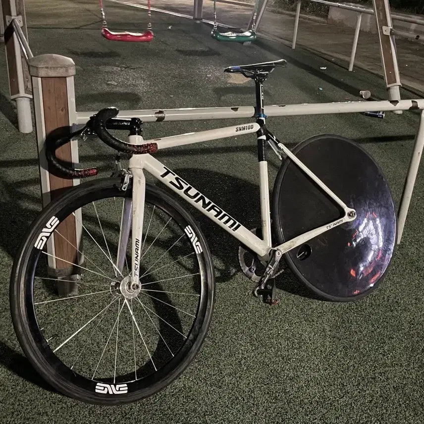 [BUNJANG] Tsunami White Track Bike Frame (Size M) with Chain / 쓰나미 화이트 m사이즈 반차 판매