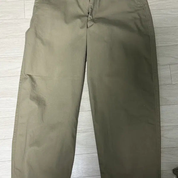 [BUNJANG] Uniqlo Wide Fit Chino Pants Brown Size 85 / 유니클로 와이드핏 치노팬츠 브라운 85 size