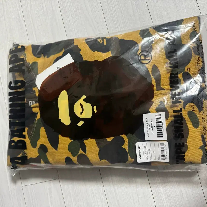 [BUNJANG] BAPE First Camo Shark Hoodie Yellow 2XL / 베이프 퍼스트 카모 샤크 후드집업 옐로우