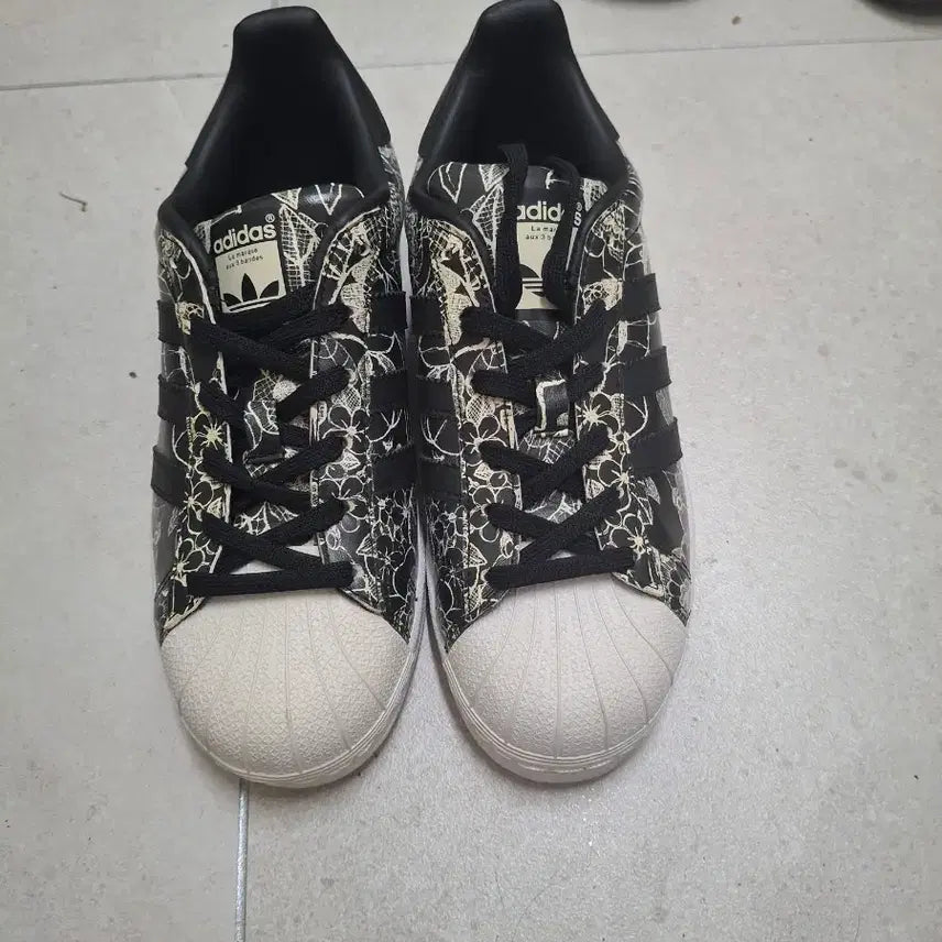 [BUNJANG] Adidas Superstar Sneakers / 아디다스 슈퍼스타 235