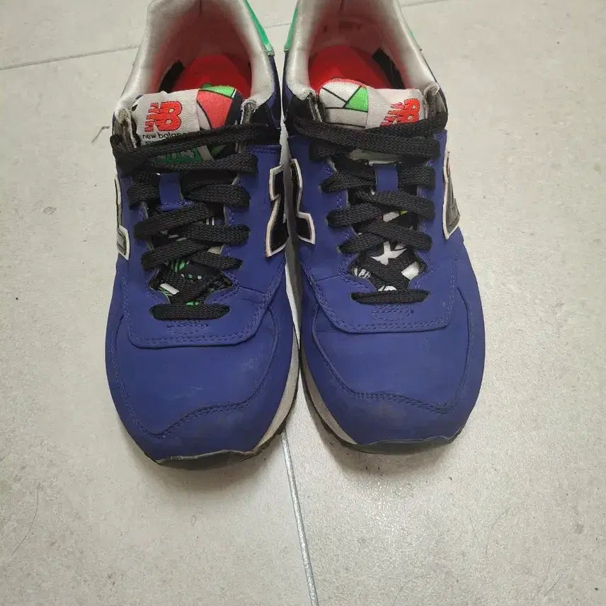 [BUNJANG] New Balance 574 Sneakers (240 Size) / 뉴발란스 574 240 사이즈 판매