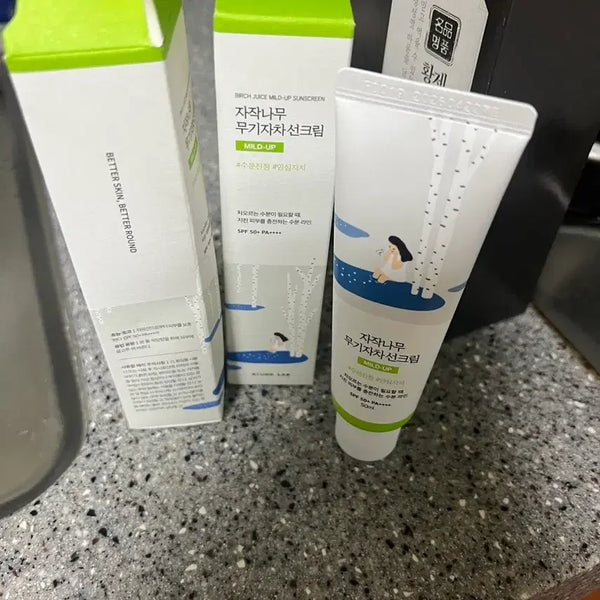 [BUNJANG] Roundlab Birch Juice Moisturizing Sunscreen SPF50+ PA++++ 50ml (2-Pack) / 라운드랩 무기자차 선크림 새상품 50ml 2개