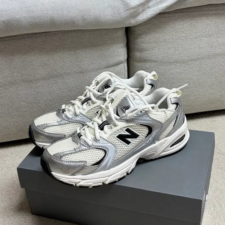 [BUNJANG] New Balance 530 Silver Sneakers (MR530GMT) - Size 230 / 뉴발란스 530 실버 230