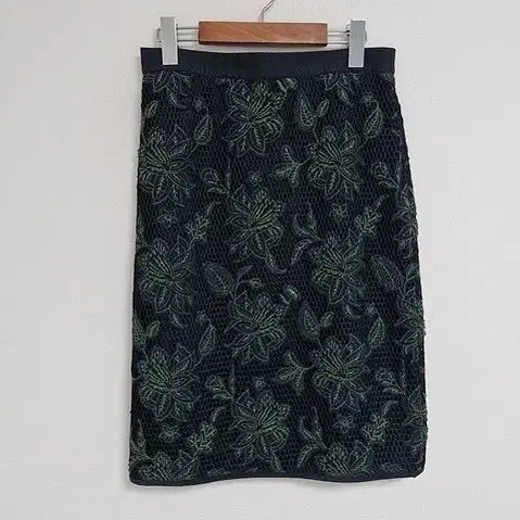 [BUNJANG] Tory Burch Embroidered A-Line Skirt / 토리버치 스커트