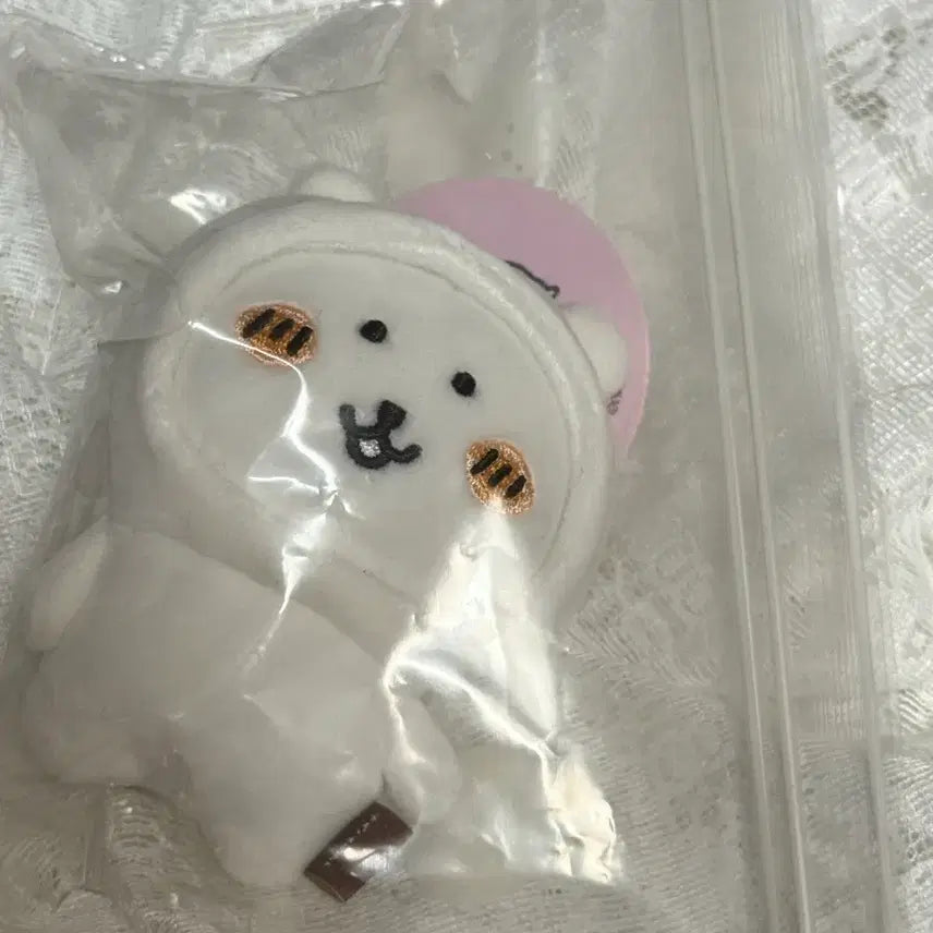 [BUNJANG] Nagano Market Nodding Bear "Chiikawa Hat" Mascot Keychain / [정품] 나가노마켓 농담곰 그윽 치이카와 탈을 쓴 담곰이 마스코트 키링