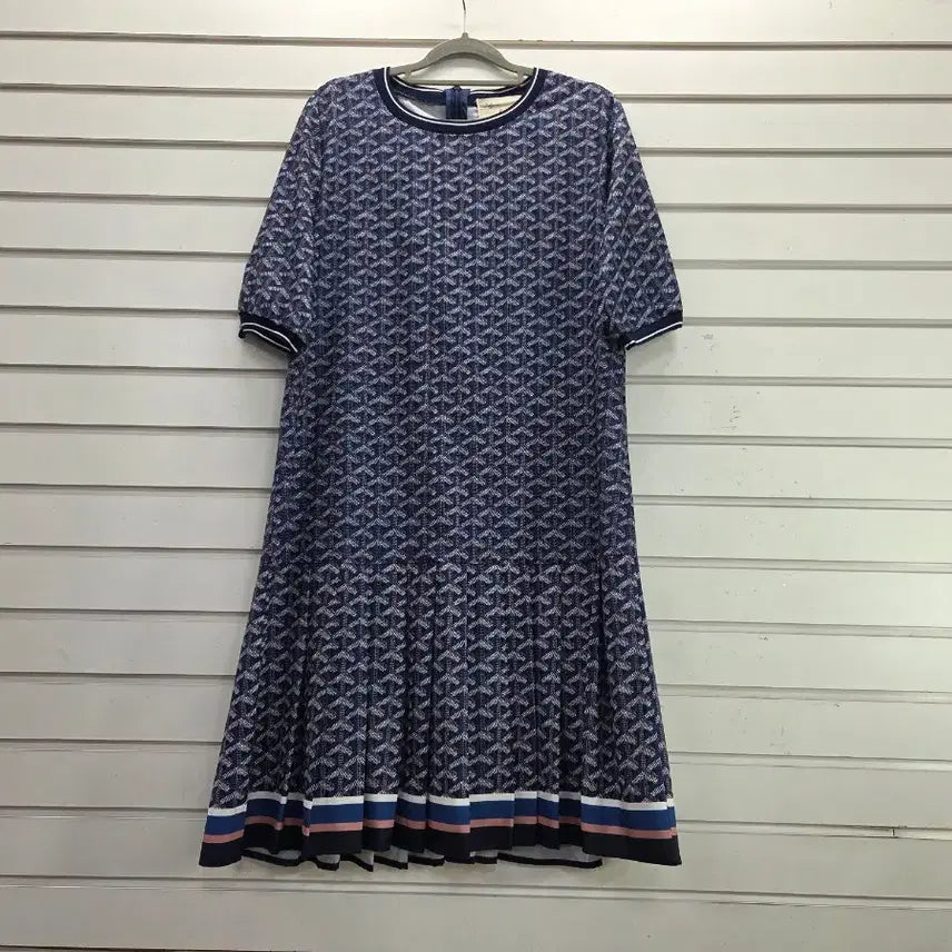 [BUNJANG] Patterned Stripe Accent Pleated Hem Dress / 패턴무늬 스트라이프포인트  밑단 주름 원피스66/보물찾기천사