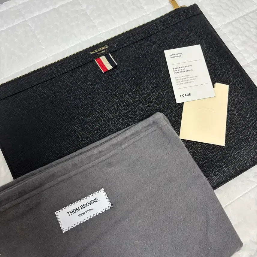 [BUNJANG] Thom Browne Medium Document Holder Black / (택포) 톰브라운 미디움 도큐먼트 홀더 블랙