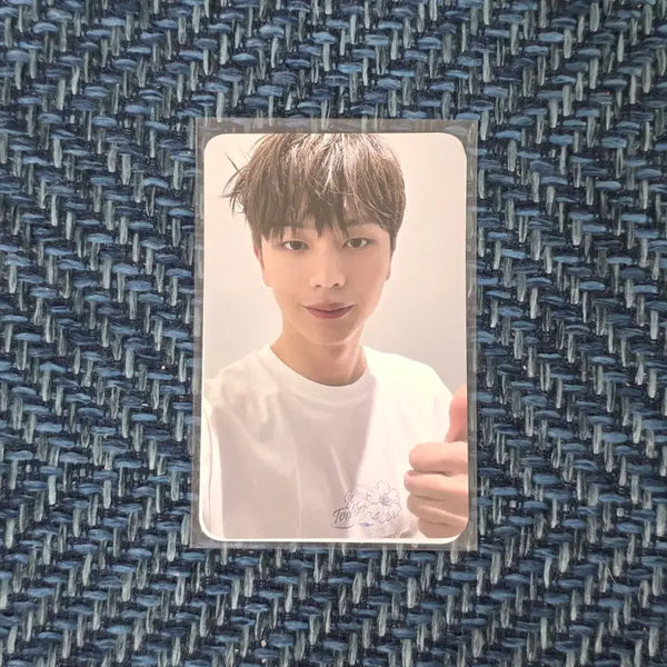 [BUNJANG] BTOB Yook Sung Jae CGV Photocard / 비투비 육성재 CGV 포카