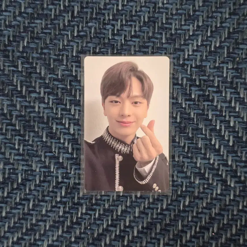 [BUNJANG] BTOB Yook Sung Jae DVD Photocard / 비투비 육성재 DVD 포카